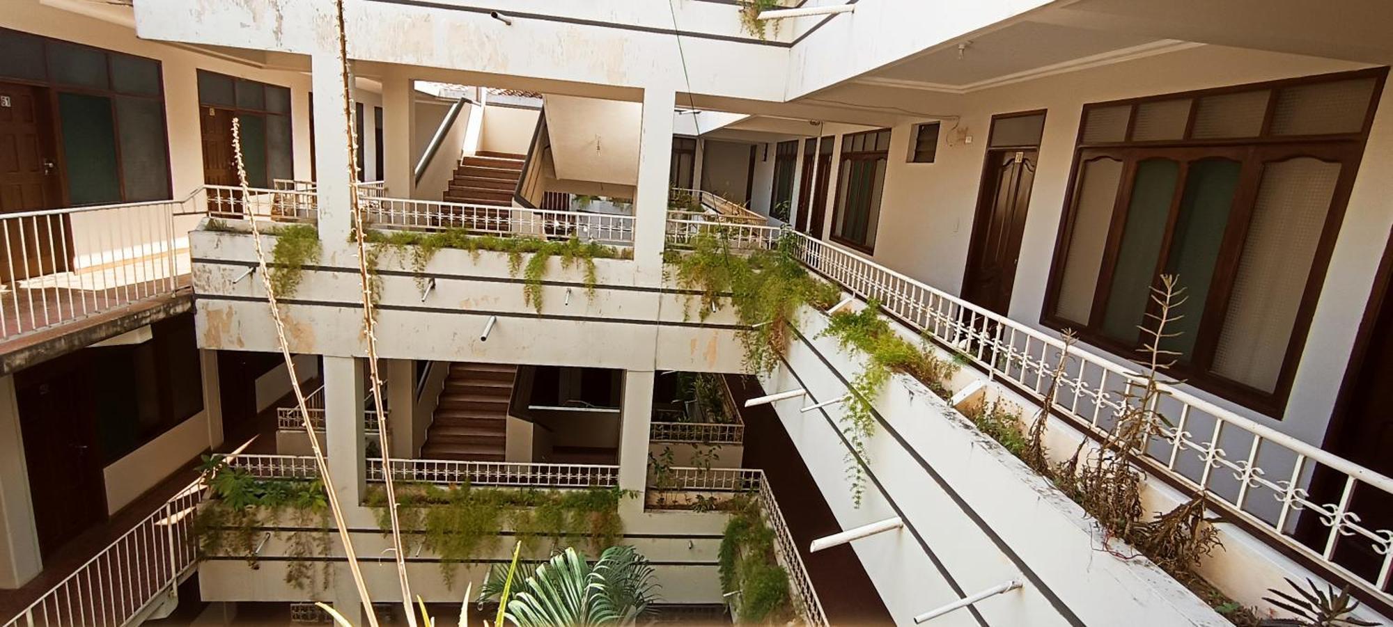 Residencial Canada Santa Cruz de La Sierra Esterno foto